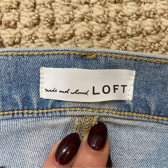 Ladies Loft The Skinny Button Fly Raw Bottom Hem Jeans Size 26 or 2 - Picture 8 of 8